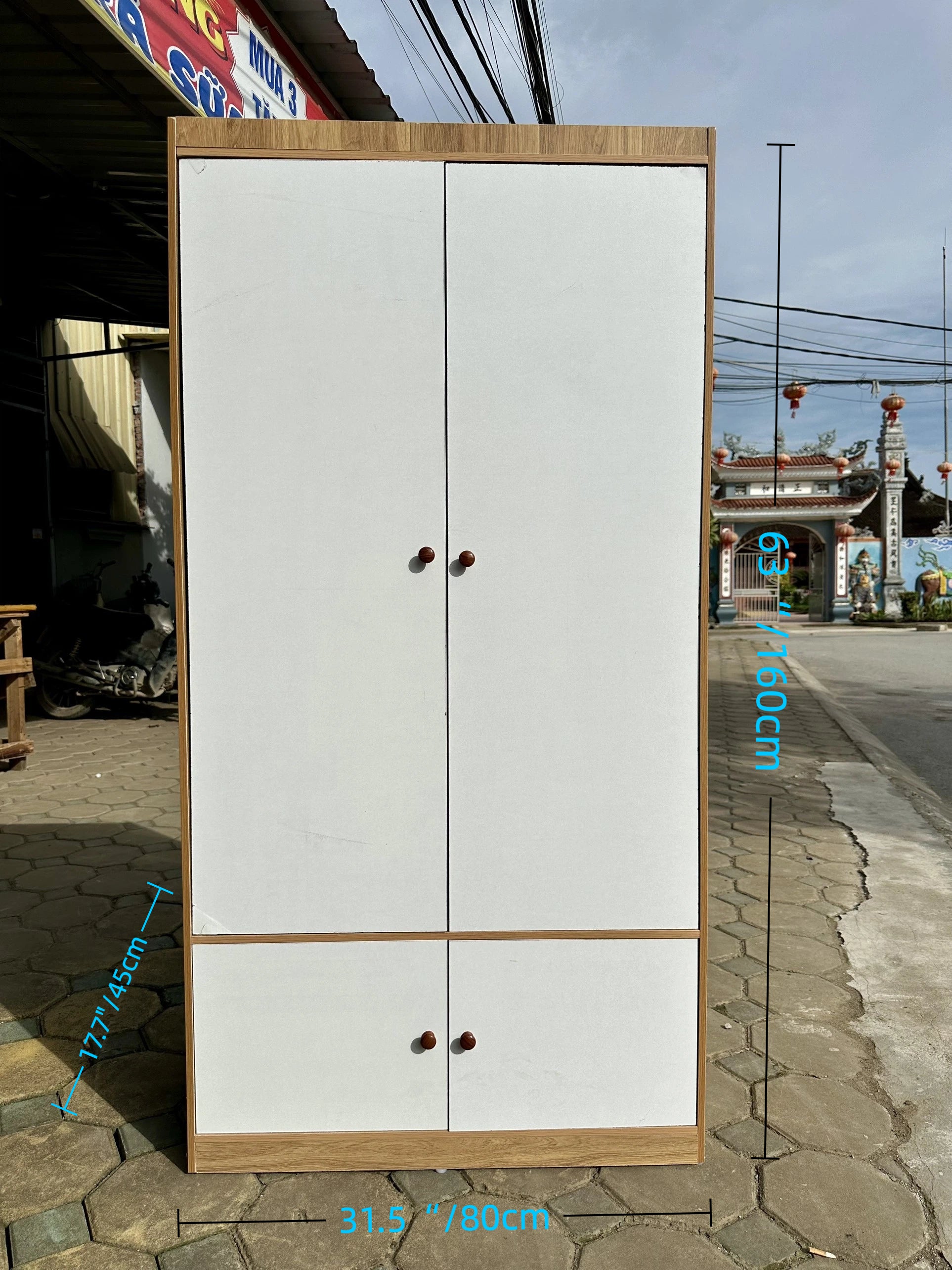 Modern 4-Door MDF Wardrobe – 63'' Tall x 17.7'' Deep | Sturdy & Easy to Assemble