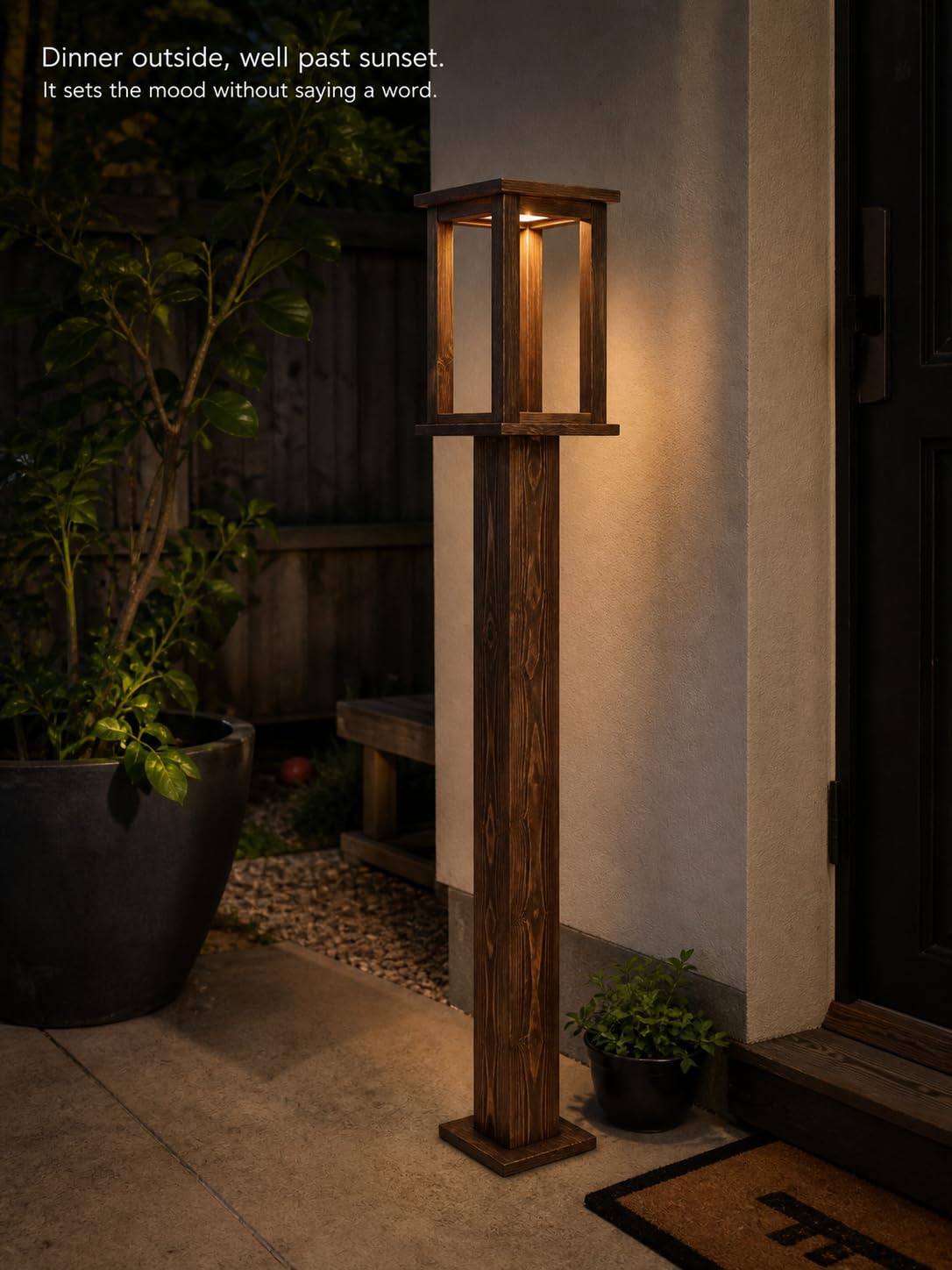 Wooden Lantern Post Stand for Outdoor, Rustic Wood Lamp Post Holder for Solar Lanterns, Decorative Garden Lantern Pedestal for Patio, Walkway, Yard & Porch, Brown, 35.4 Inch