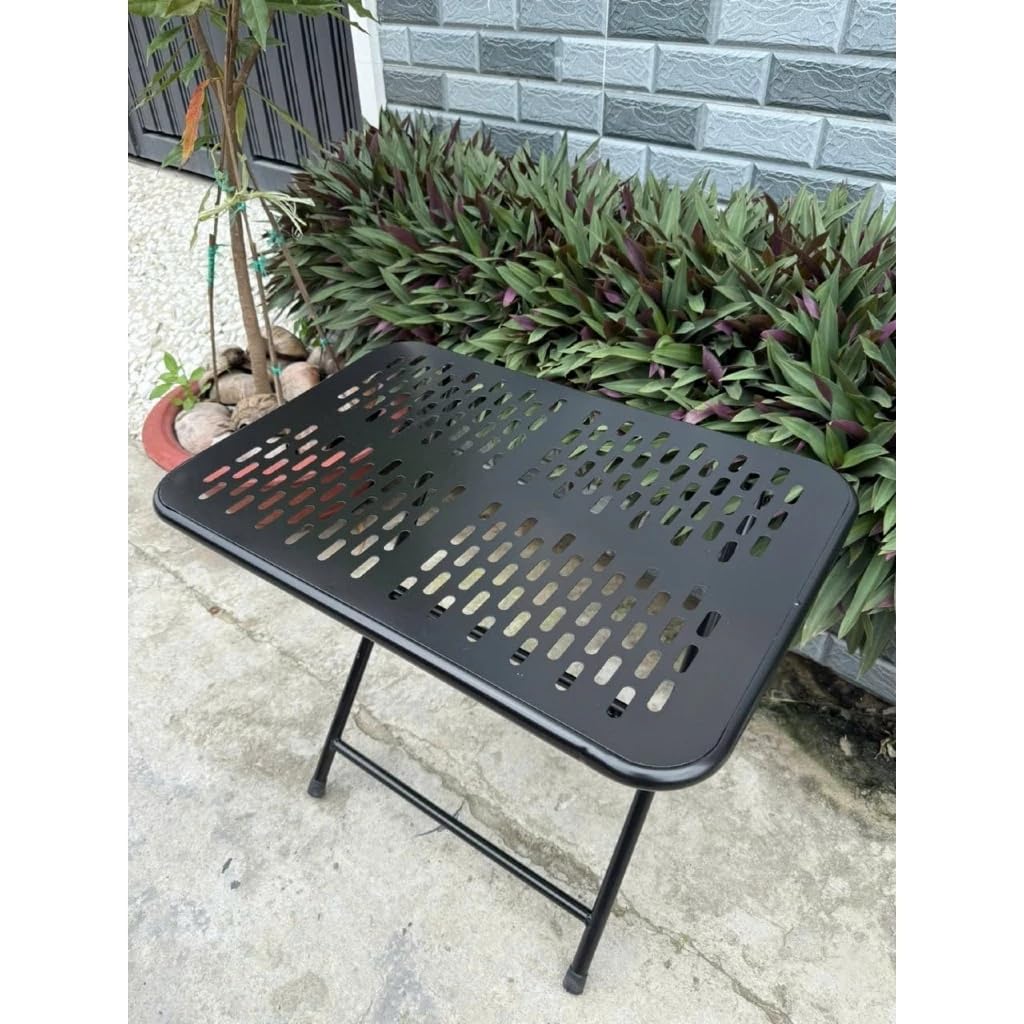 Folding Metal Side Table, Portable Outdoor Patio Coffee Table with Powder-Coated Steel Frame, Lightweight Camping Picnic Accent Table for Garden, Balcony, Backyard, Black