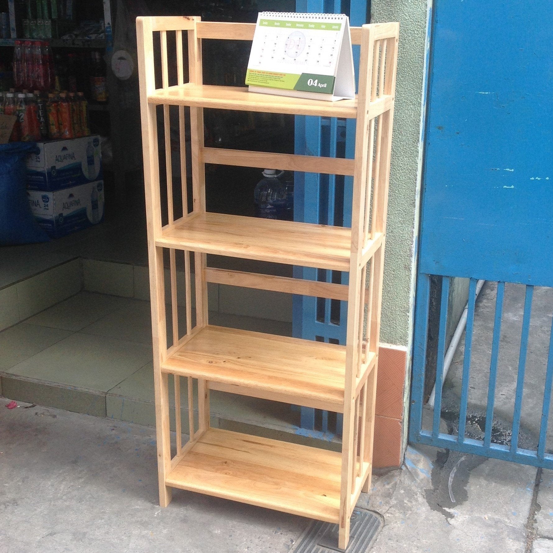 Solid Wood 4-Tier Open Bookshelf – Durable Rubberwood Display Rack for Living Room or Office