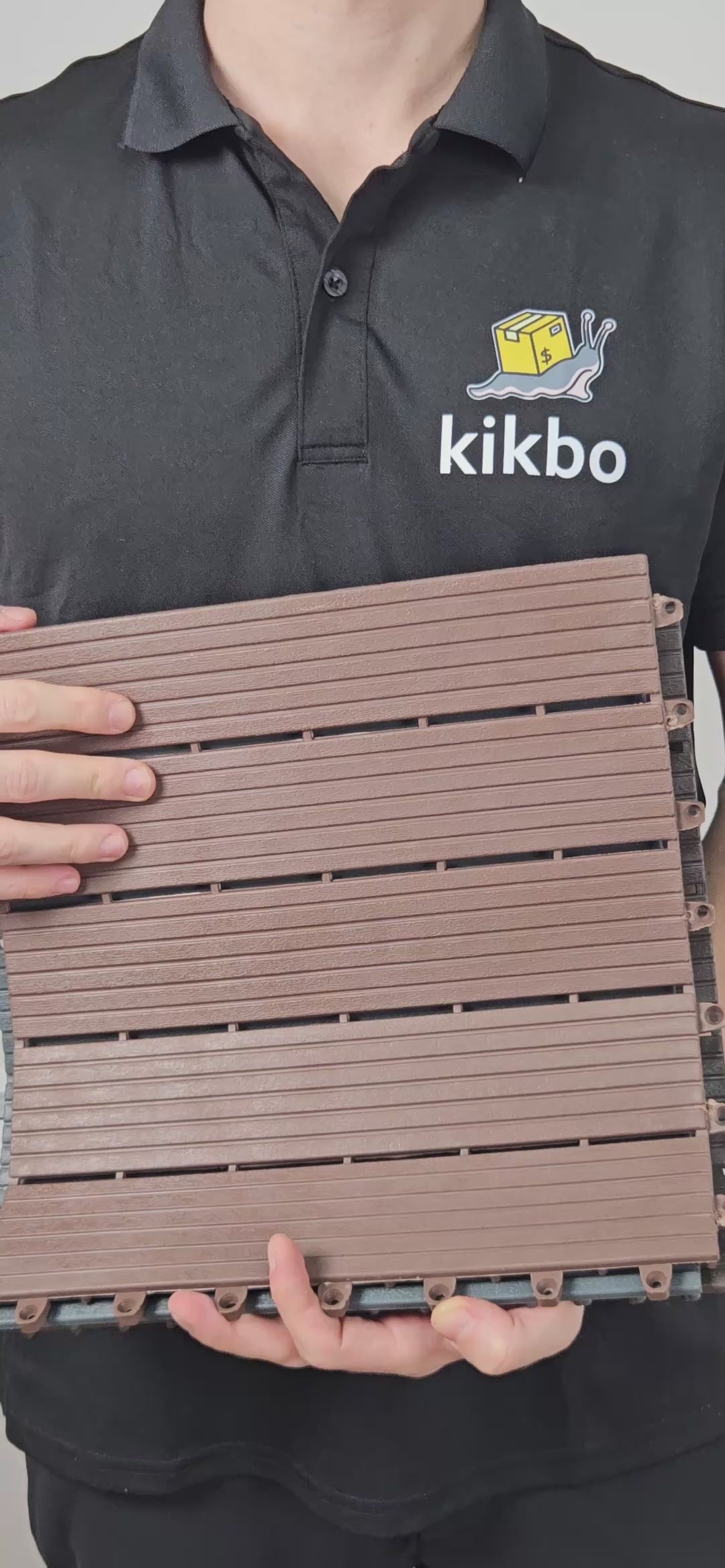 44 Pieces - Easy Plastic Floor Tiles for Indoor or Outdoor Use - Wet Areas, Concrete or Wood Surfaces