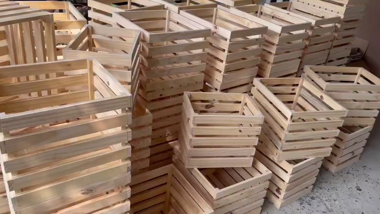 Set of 4 Pine Wood Storage Crates - Assorted Sizes