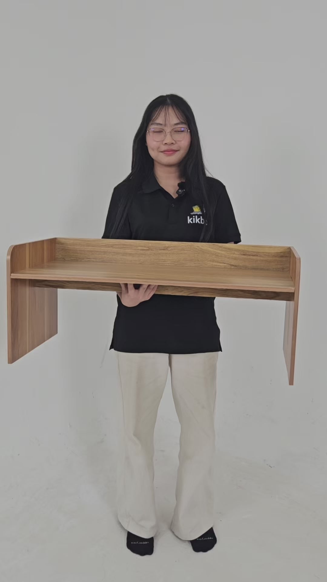 Minimalist Floor Vanity Table – Low Wooden Desk without Drawers, Space-Saving Makeup & Study Table for Bedroom