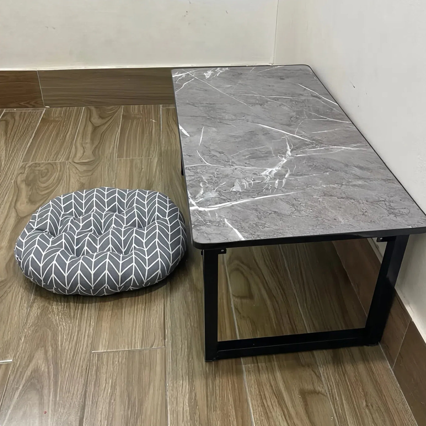 75 units Foldable Floor Desk – Low Sitting Table with Steel Legs, 19.7" High for Study, Laptop, Coffee or Small Space Living